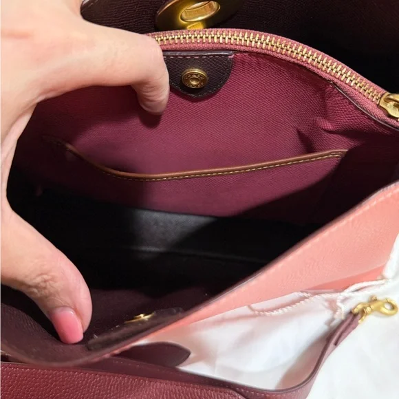 Coach Turnlock Small Town Bucket Crossbody - Picture 7 of 11